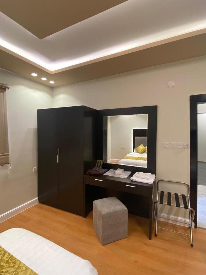 فندق ادوماتو Adomato Hotel Dawmat al-Jandal Bagian luar foto