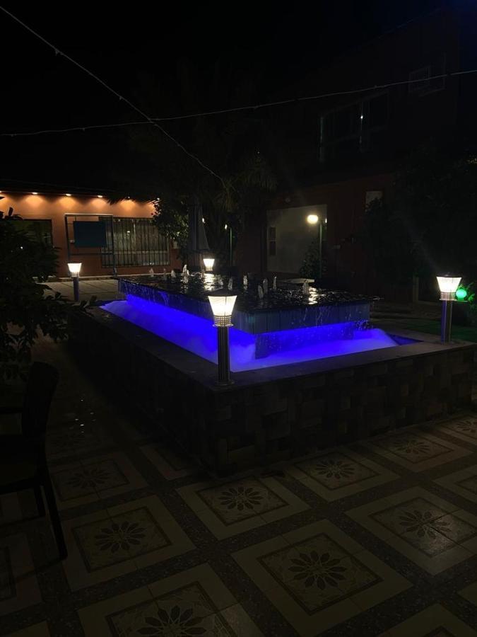 فندق ادوماتو Adomato Hotel Dawmat al-Jandal Bagian luar foto