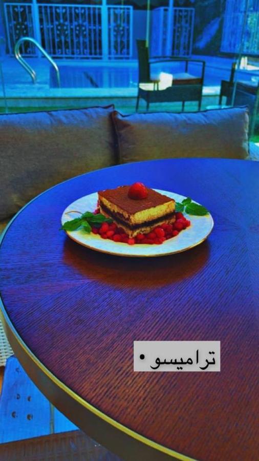 فندق ادوماتو Adomato Hotel Dawmat al-Jandal Bagian luar foto