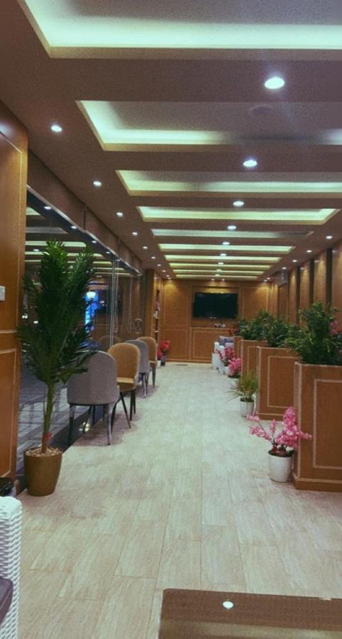 فندق ادوماتو Adomato Hotel Dawmat al-Jandal Bagian luar foto