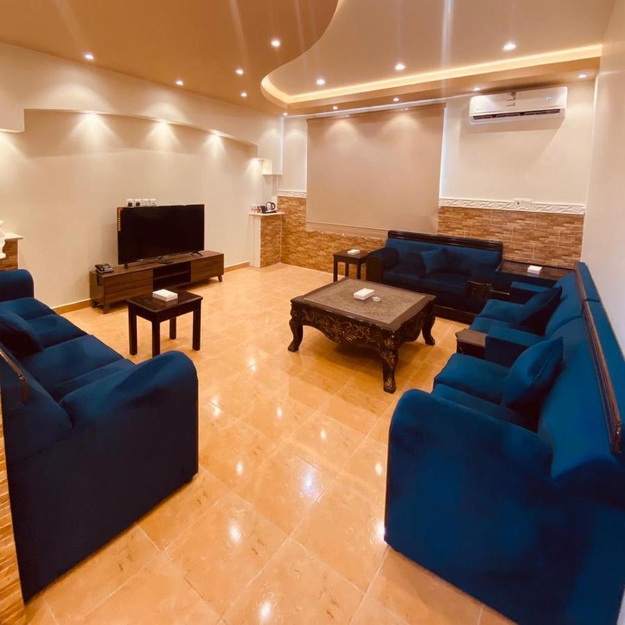 فندق ادوماتو Adomato Hotel Dawmat al-Jandal Bagian luar foto