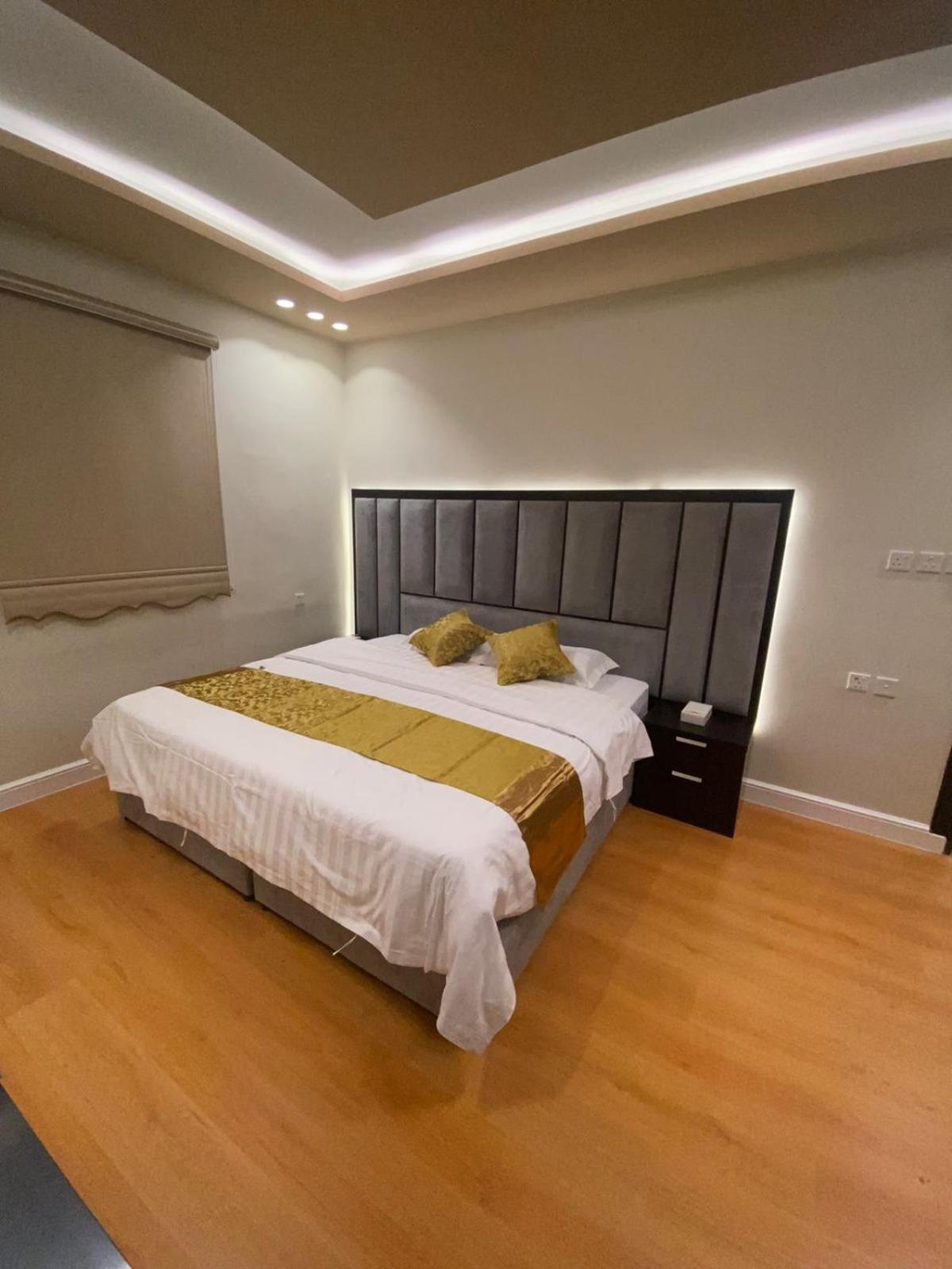 فندق ادوماتو Adomato Hotel Dawmat al-Jandal Bagian luar foto