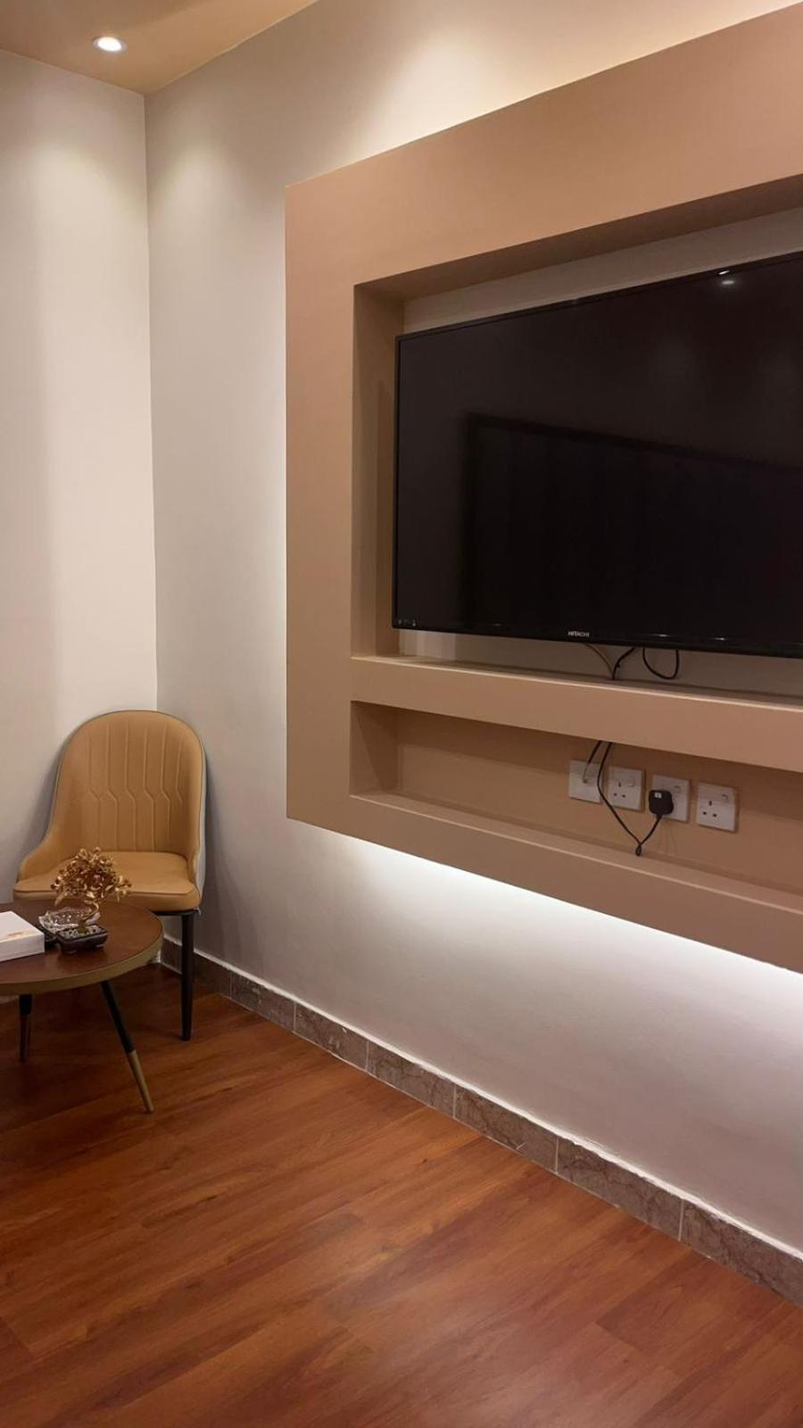 فندق ادوماتو Adomato Hotel Dawmat al-Jandal Bagian luar foto