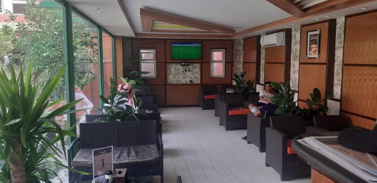 فندق ادوماتو Adomato Hotel Dawmat al-Jandal Bagian luar foto